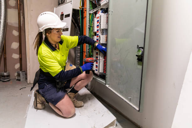 Best Affordable Emergency Electrician  in Mechanicville, NY